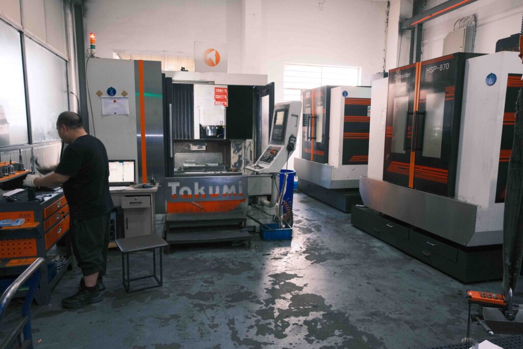 Mold processing workshop_1